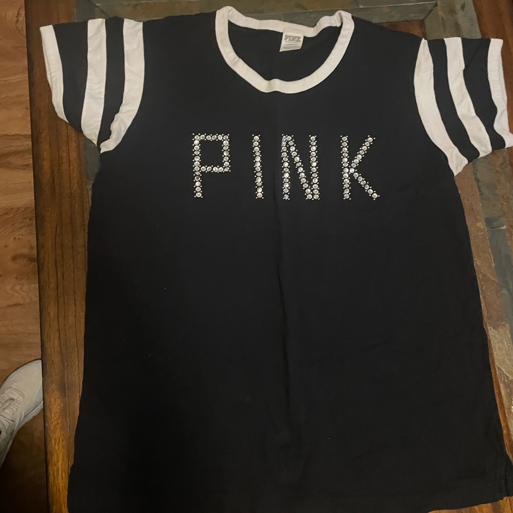 VS “pink” shirt